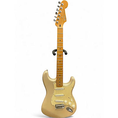 Used 2006 Fender 60th Anniversary Standard Stratocaster Blizzard Pearl Solid Body Electric Guitar