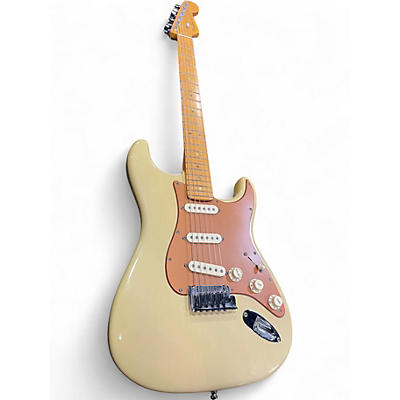 Used 2006 Fender American Deluxe Stratocaster V Neck Honey Blonde Solid Body Electric Guitar