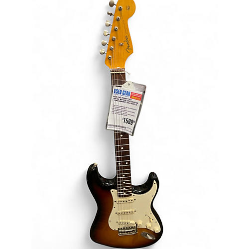 Used 2007 Fender 1962 Vintage Hot Rod Stratocaster 3 Tone Sunburst Solid Body Electric Guitar 3 Tone Sunburst