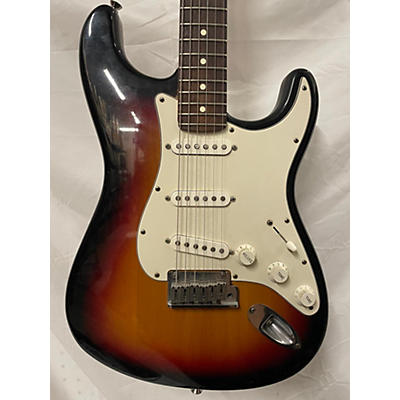 Fender Used 2007 Fender American Standard Stratocaster 3 Color Sunburst Solid Body Electric Guitar