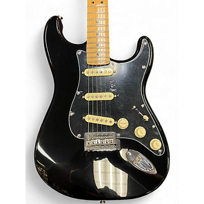 Used 2007 Fender American Standard Stratocaster Black Solid Body Electric Guitar