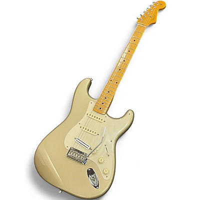 Used 2007 Fender Classic Player '50s Stratocaster Shoreline Gold Solid Body Electric Guitar