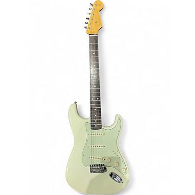 Used 2007 Fender Vintage Hot Rod 62 Stratocaster Olympic White Solid Body Electric Guitar
