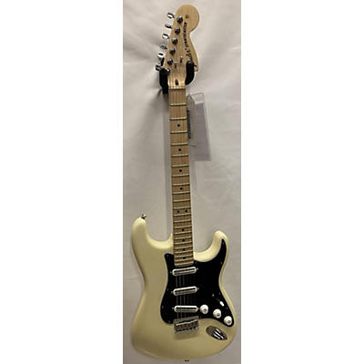 Fender Used 2008 Fender Artist Series Billy Corgan Signature Stratocaster Olympic White Solid Body Electric Guitar