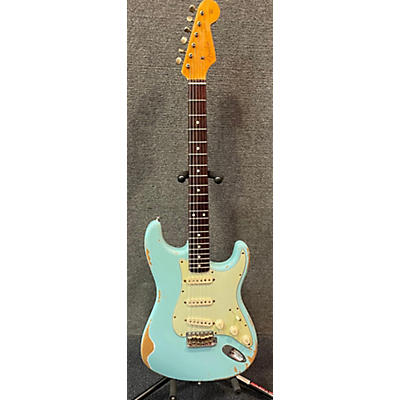 Fender Used 2008 Fender Custom Shop 1960 Stratocaster Medium Relic Daphne Blue Solid Body Electric Guitar