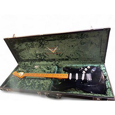 Used 2008 Fender Custom Shop David Gilmour Signature Stratocaster NOS Black Solid Body Electric Guitar