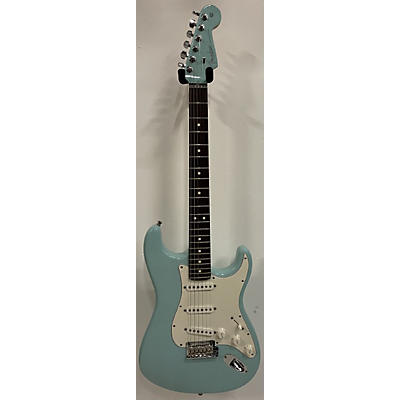 Fender Used 2009 Fender FSR SPECIAL EDITION AMERICAN STANDARD STRATOCASTER Daphne Blue Solid Body Electric Guitar