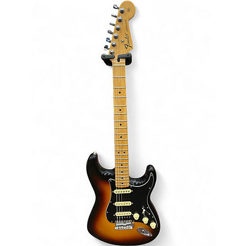 Used 2009 Fender Standard Stratocaster HSS 3 Color Sunburst Solid Body Electric Guitar 3 Color Sunburst