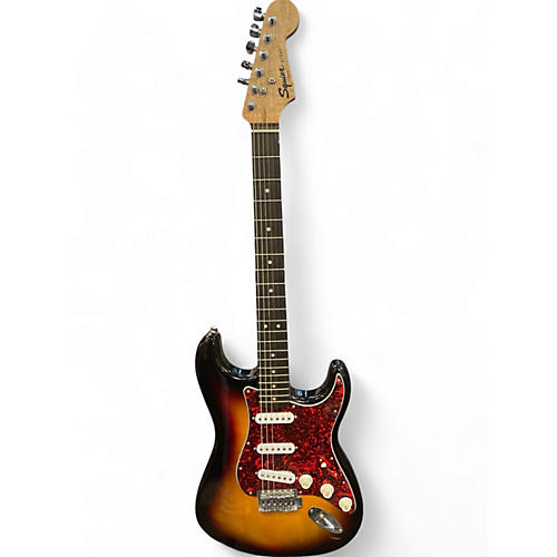 Squier Used 2009 Squier Standard Stratocaster 2 Tone Sunburst Solid Body Electric Guitar 2 Tone Sunburst