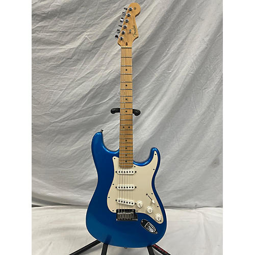 Fender Used 2010 Fender American Standard Stratocaster Metallic Aqua Marine Solid Body Electric Guitar Metallic Aqua Marine