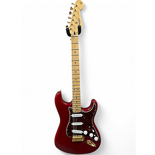 Used 2010 Fender DELUXE STRATOCASTER Candy Apple Red Solid Body Electric Guitar Candy Apple Red
