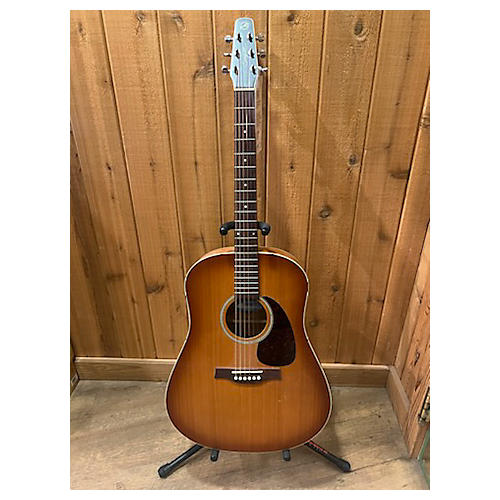 Seagull Used 2010s Seagull Entourage Rustic Vintage Sunburst Acoustic Guitar Vintage Sunburst