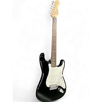 Used 2010s Squier Affinity Stratocaster Black  Solid Body Electric Guitar