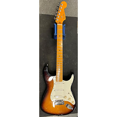 Fender Used 2011 Fender American Deluxe Stratocaster Sunburst Solid Body Electric Guitar