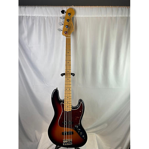 Fender Used 2011 Fender American Standard Jazz Bass 3 Color Sunburst Electric Bass Guitar 3 Color Sunburst