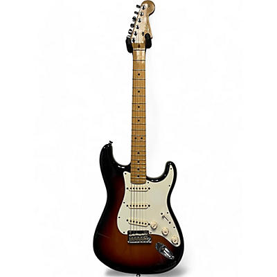 Fender Used 2013 Fender American Standard Stratocaster Sunburst Solid Body Electric Guitar