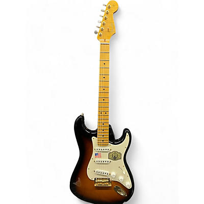 Fender Used 2014 Fender 60th Anniversary American Standard Stratocaster 2 Color Sunburst Solid Body Electric Guitar