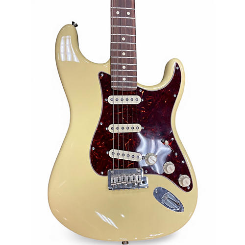 Used 2014 Fender 60th Anniversary American Standard Stratocaster Vintage White Solid Body Electric Guitar Vintage White