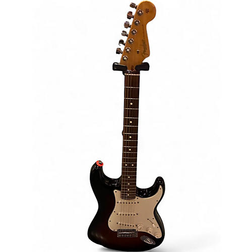 Used 2014 Fender 60th Anniversary Stratocaster Vintage Sunburst Solid Body Electric Guitar Vintage Sunburst