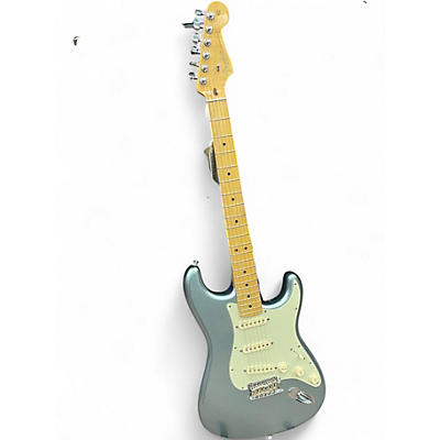 Used 2014 Fender American Deluxe Stratocaster blue Solid Body Electric Guitar