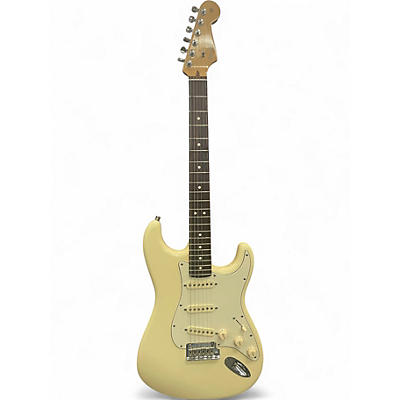 Used 2014 Fender American Standard Stratocaster Olympic White Solid Body Electric Guitar