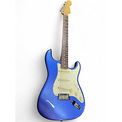 Used 2014 Fender American Standard Stratocaster ocean blue metallic Solid Body Electric Guitar