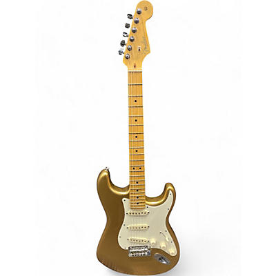 Fender Used 2014 Fender LIMITED EDITION American Standard Stratocaster Mystic Aztec Gold Solid Body Electric Guitar