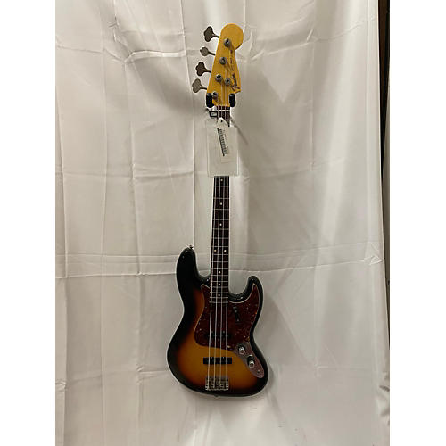 Fender Used 2015 Fender Custom Shop Relic 60 Journeyman Jazz Bass 2 Tone Sunburst Electric Bass Guitar 2 Tone Sunburst