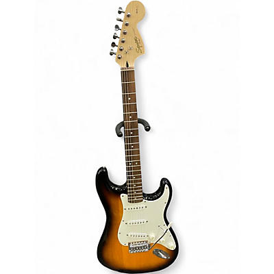 Used 2015 Squier Affinity Stratocaster Tobacco Sunburst Solid Body Electric Guitar