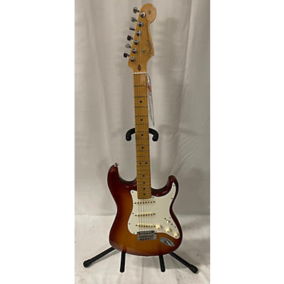 Fender Used 2016 Fender American Standard Stratocaster Sienna Sunburst Solid Body Electric Guitar