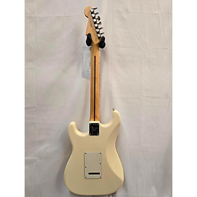 Fender Used 2017 Fender American Professional Stratocaster SSS Olympic White Solid Body Electric Guitar