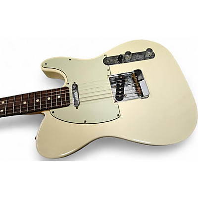 Fender Used 2017 Fender American Professional Telecaster Olympic White Solid Body Electric Guitar