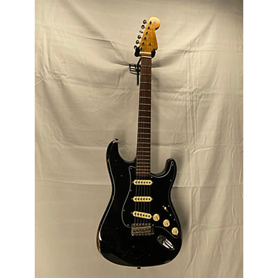 Fender Used 2017 Fender Custom Shop Limited Edition Relic Roasted Dual Mag Stratocaster Black Solid Body Electric Guitar