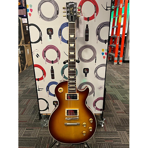 Gibson Used 2017 Gibson Les Paul Classic Cherry Sunburst Solid Body Electric Guitar Cherry Sunburst