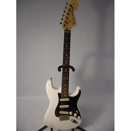 Fender Used 2018 Fender American Performer Stratocaster SSS Arctic White Solid Body Electric Guitar Arctic White