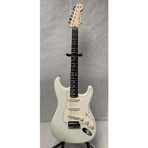 Fender Used 2018 Fender Jeff Beck Custom Shop Stratocaster Olympic White Solid Body Electric Guitar Olympic White