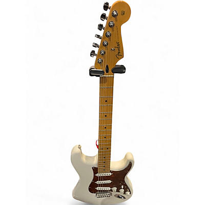 Used 2018 Fender Player Stratocaster Alpine White Solid Body Electric Guitar