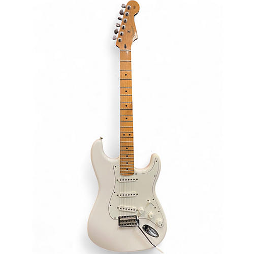 Used 2018 Fender Player Stratocaster Olympic White Solid Body Electric Guitar Olympic White