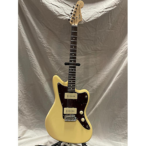 Fender Used 2019 Fender American Performer Jazzmaster Vintage White Solid Body Electric Guitar Vintage White