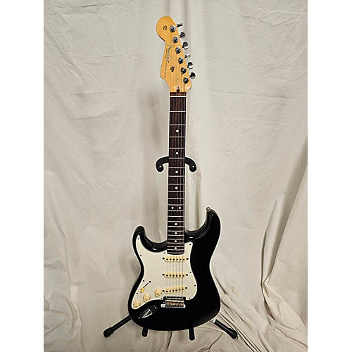 Fender Used 2019 Fender American Professional Stratocaster SSS Left Handed Black Electric Guitar Black