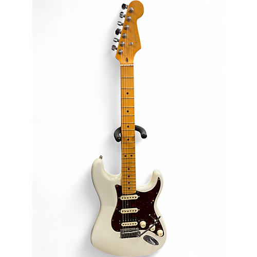 Used 2019 Fender American Ultra Stratocaster HSS Olympic White Solid Body Electric Guitar Olympic White