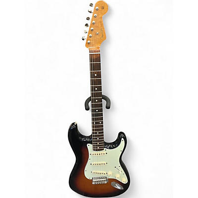 Used 2019 Fender PLAYER II STRATOCASTER 3 Color Sunburst Solid Body Electric Guitar