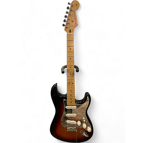 Fender Used 2019 Fender Player Stratocaster 3 Tone Sunburst Solid Body Electric Guitar 3 Tone Sunburst