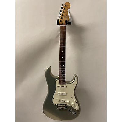 Fender Used 2019 Fender Player Stratocaster Inca Silver Solid Body Electric Guitar