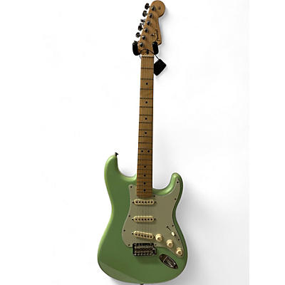 Fender Used 2019 Fender Player Stratocaster Limited Edition Seafoam Pearl Solid Body Electric Guitar