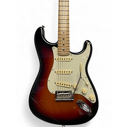 Used 2019 Fender STRATOCASTER 2 Color Sunburst Solid Body Electric Guitar 2 Color Sunburst