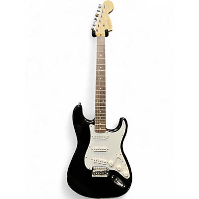 Used 2019 Squier Affinity Stratocaster Black and White Solid Body Electric Guitar