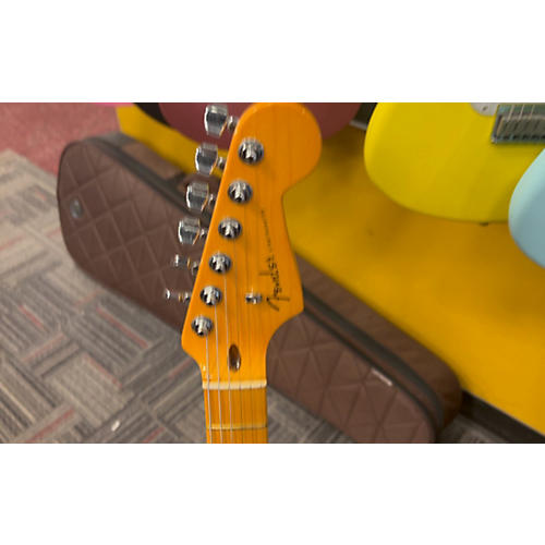 Fender Used 2020 Fender American Ultra Stratocaster Texas Tea Solid Body Electric Guitar texas tea