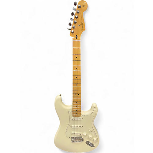 Used 2020 Fender Player Stratocaster Olympic White Solid Body Electric Guitar Olympic White