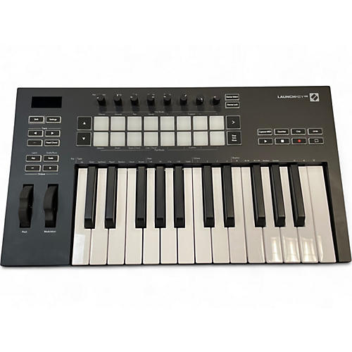 Used 2020 Novation Launchkey 25 Key MIDI Controller